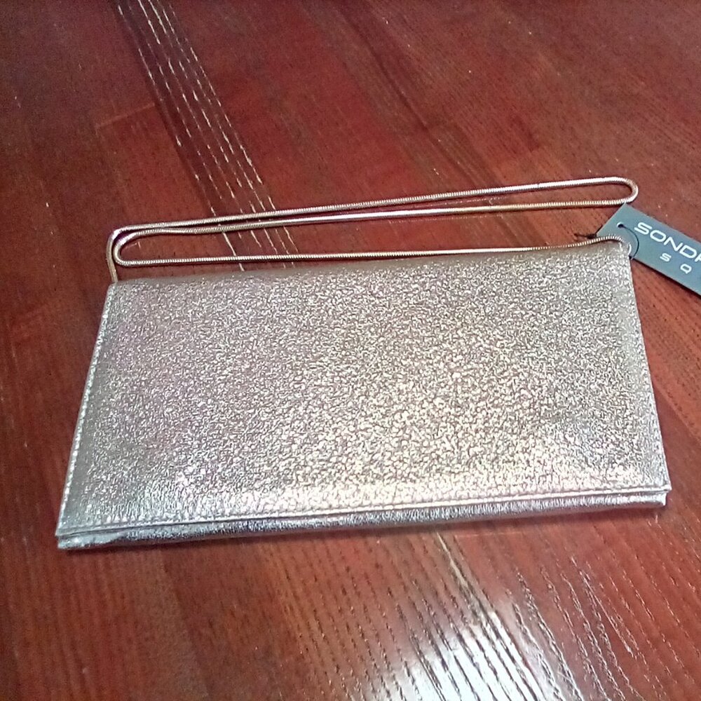 The Gabrielle Clutch